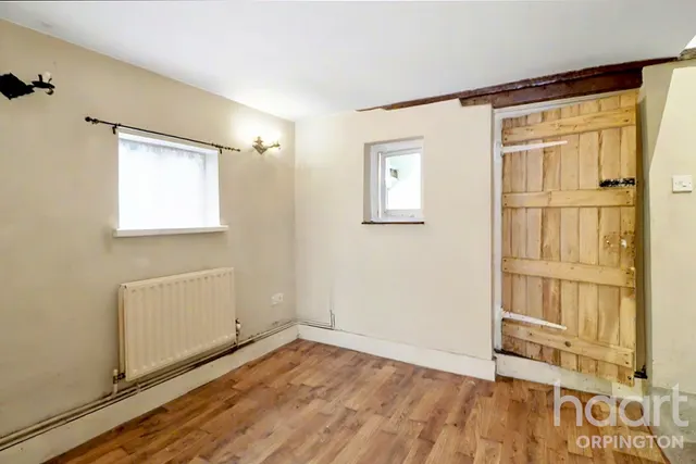Pleasant View Place, Orpington, BR6, photo 3
