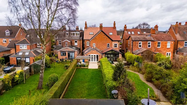 Photo 3 — Rosslyn House, Cherry Orchard, Lichfield, WS14 9AN