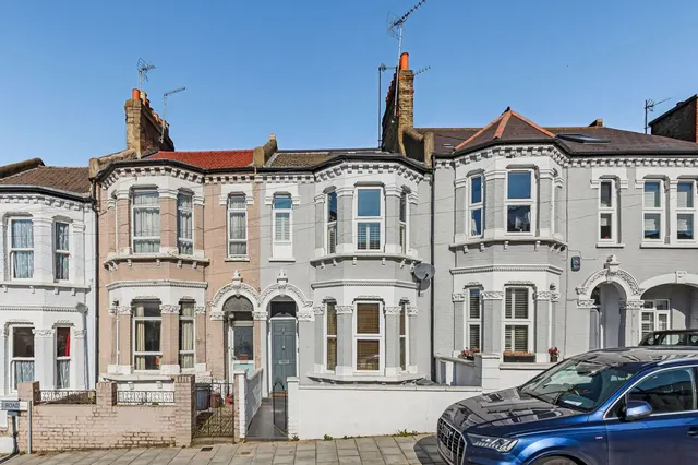 Swaffield Road, Earlsfield, London, SW18, photo 1