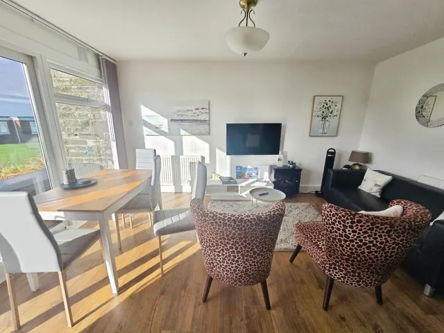 Monks Lane, Freshwater, PO40, photo 2