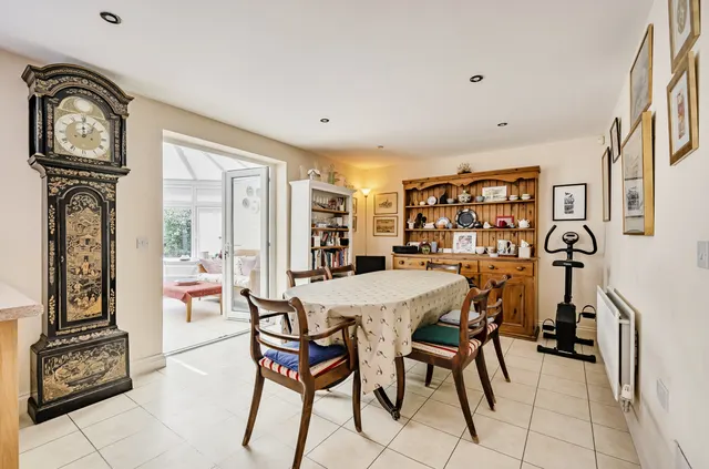 Downlands Way, South Wonston, SO21, photo 3
