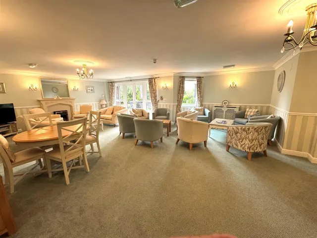 Dorchester Road, Weymouth, DT4, photo 3