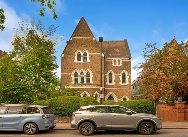 Crescent Road, Crouch End, N8, photo 1