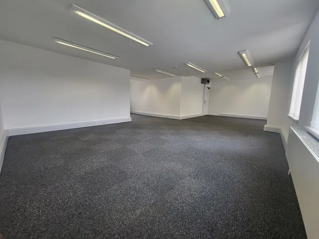 Orsett Road, Grays, RM17, photo 2