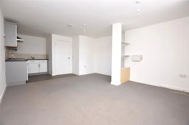 York Road, Leeds, LS14, photo 2