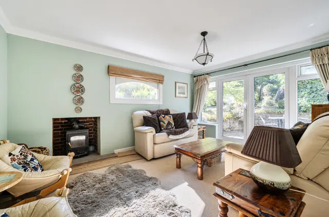 Photo 3 — Guildford Road, Farnham, GU10 1PG
