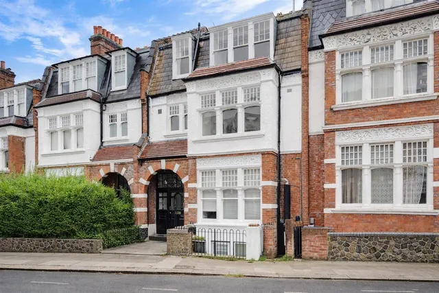 Photo 3 — Glenmore Road, London NW3 4DB