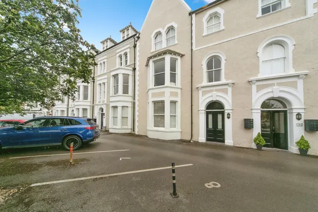 Augusta Street, Llandudno, LL30, photo 1