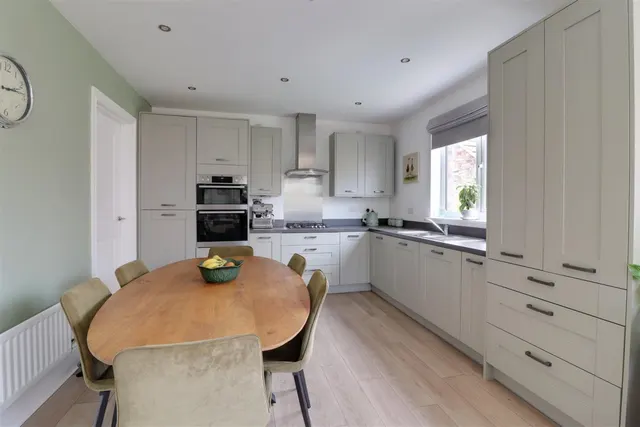 Great Oldbury Drive, Great Oldbury, GL10, photo 3