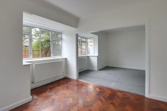 Photo 3 — Woodmere Avenue, Croydon, Croydon, CR0 7PB