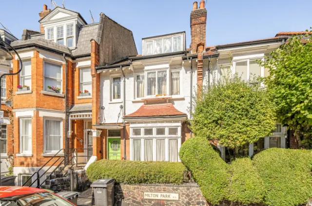Milton Park, Highgate, N6, photo 1