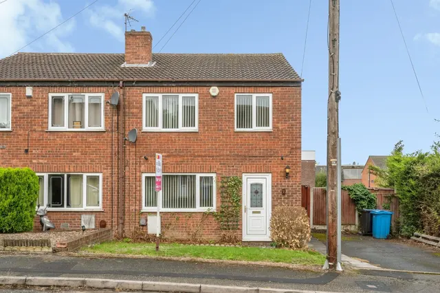 Scrooby Close, Harworth, Doncaster, photo 1