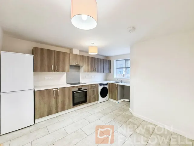Chamberlain Way, Gunthorpe, PE4, photo 2