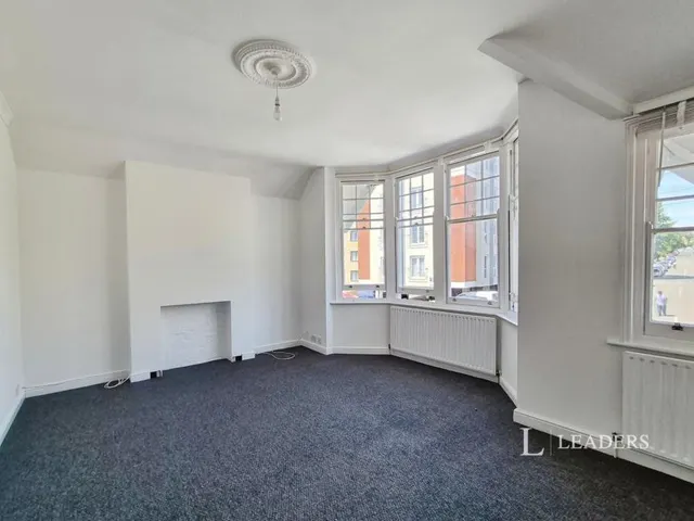 Commercial Road, Eastbourne, BN21, photo 3