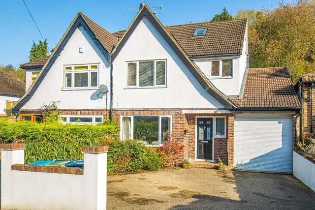 Hillbury Road, Warlingham, photo 2