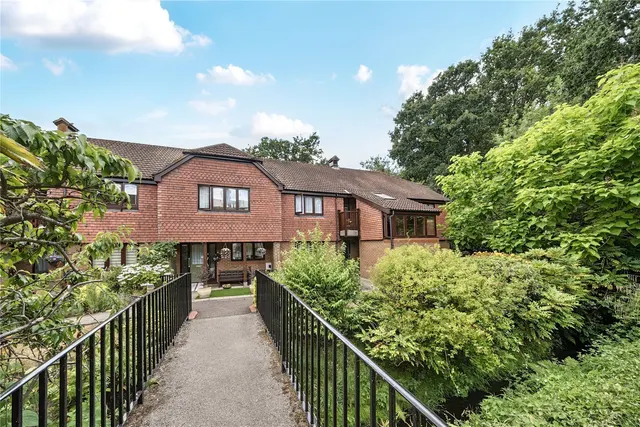 Photo 2 — The Alders, West Wickham, BR4