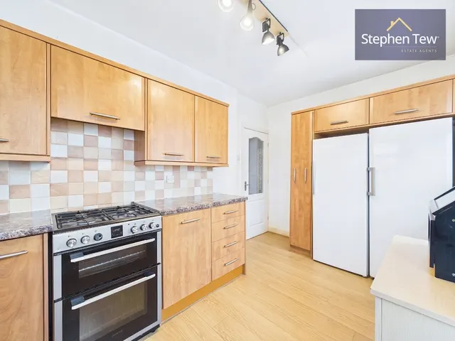 Welwyn Place, Thornton-Cleveleys, FY5, photo 3