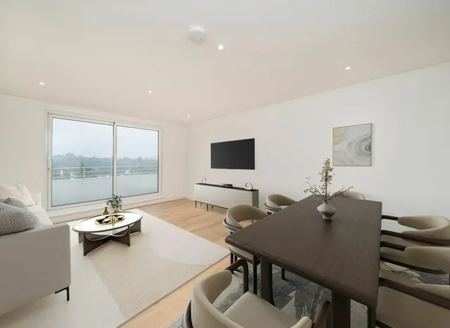 Photo 2 — Eaton Drive, Kingston Upon Thames, KT2