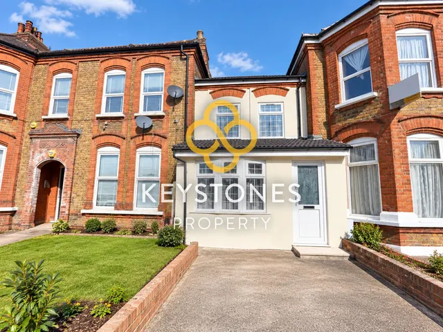 York Road, Ilford, IG1, photo 1