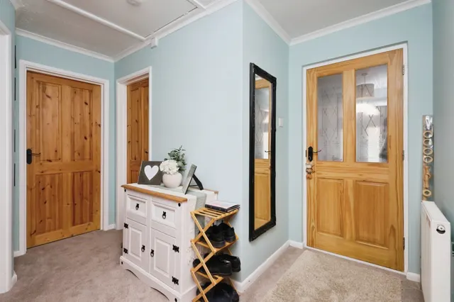 Photo 3 — Oakleaf Drive, Polegate
