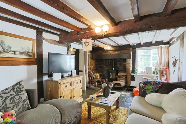 Evesham Road, Norton, WR11, photo 3