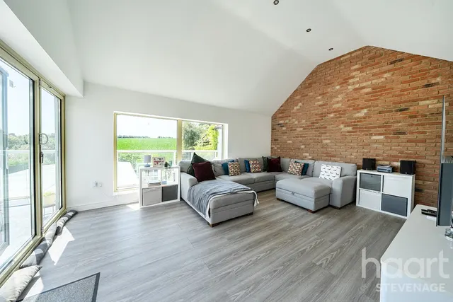 Benington Road, Stevenage, SG2, photo 3