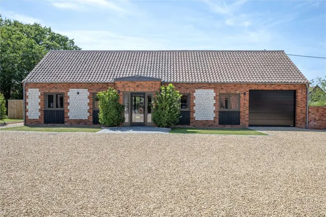 Photo 2 — Barley Courtyard, Eastgate, Holme Next the Sea, Hunstanton, PE36 6LL