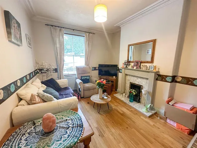 Harewood Cottages, Skipton Road, Steeton, BD20 6TA, photo 1