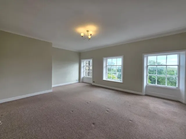 Photo 3 — Belvoir Terrace, Scarborough, Scarborough YO11 2PP