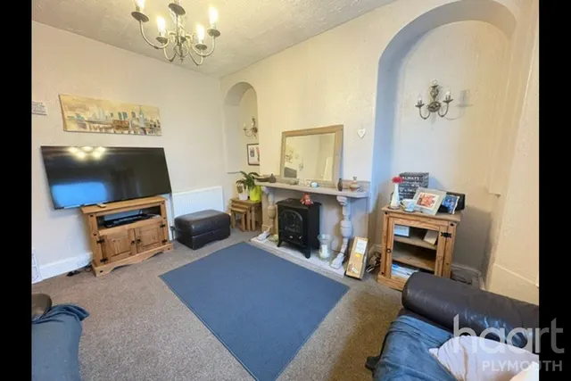Admiralty Street, Plymouth, PL2, photo 2