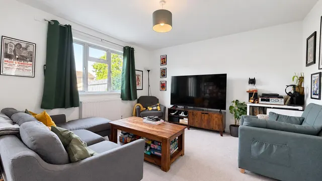 Harvard Close, Lewes, BN7, photo 3