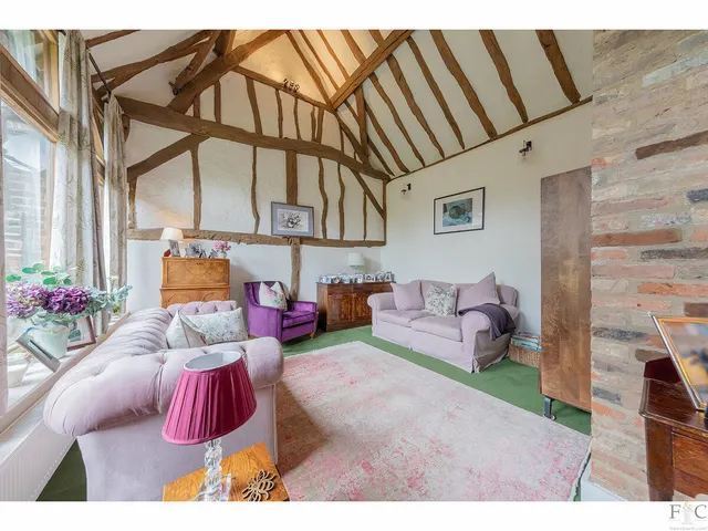 Bell Lane, Burton Overy, LE8, photo 3