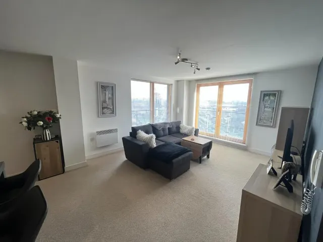 Vallea Court1 Red Bank, Manchester, photo 1