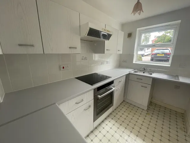 Photo 3 — Beechwood Grove, Sutton-in-Ashfield