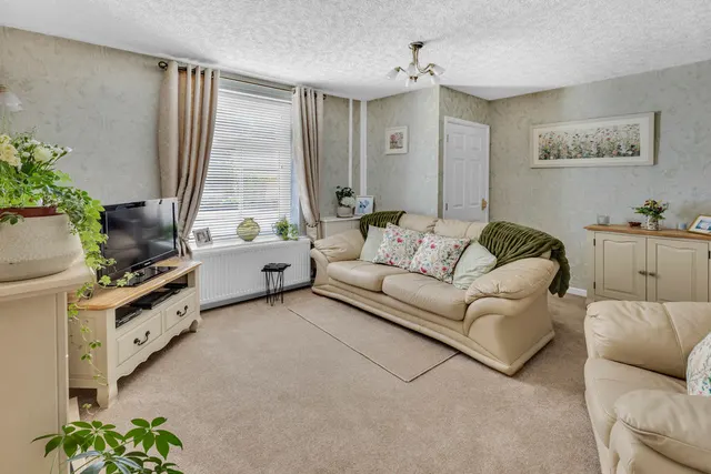 Photo 2 — Huddersfield Road Newhey, Rochdale OL16 3QZ