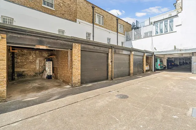 Rutland Gate, London, SW7, photo 1