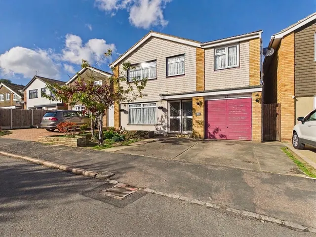 Cromwell Road, Stevenage, SG2, photo 1
