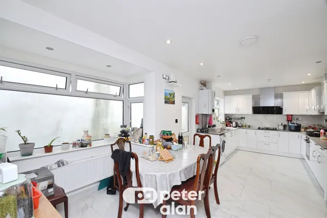 St Helens Avenue, Swansea, SA1, photo 1