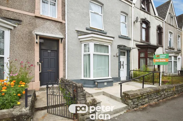 St Helens Avenue, Swansea, SA1, photo 2