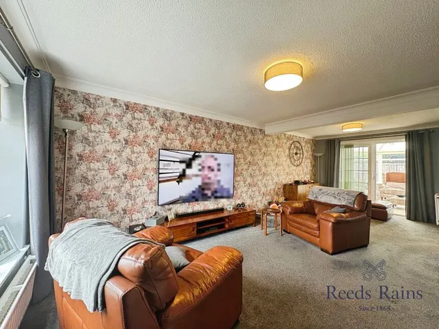 Photo 2 — Ashton Close, Newcastle upon Tyne, Tyne and Wear, NE5