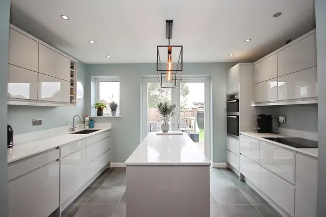 Photo 2 — Montalt Road, COVENTRY, West Midlands, CV3