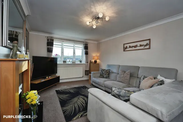 Longwood Gate, Huddersfield, HD3, photo 2