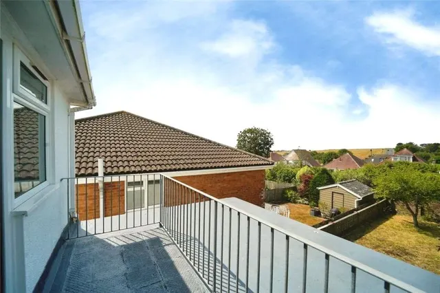 Seaview Road, Brighton, BN2, photo 2