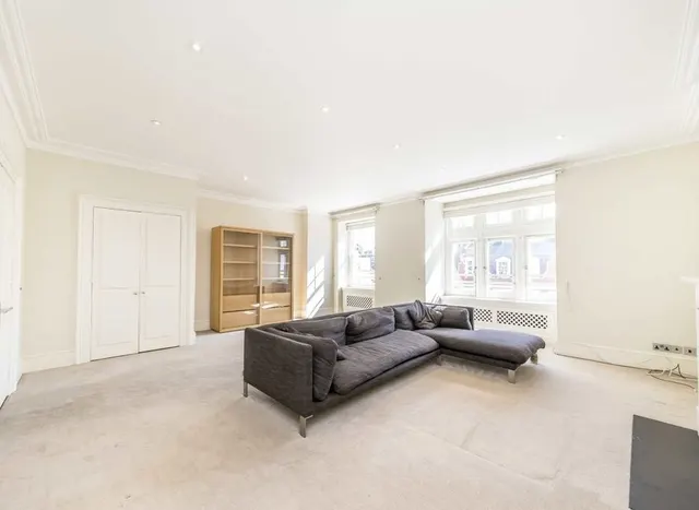 Photo 2 — Palace Court, Notting Hill, W2