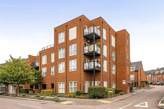 Oakes Crescent, Dartford, DA1, photo 1