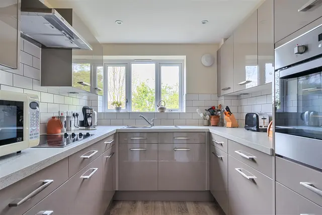 Gloucester Road, Malmesbury, SN16, photo 3