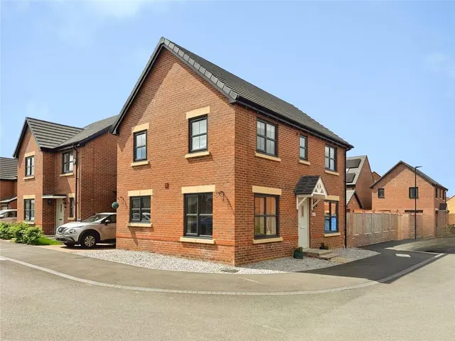 Davenport Close, Armthorpe, South Yorkshire, DN3, photo 1