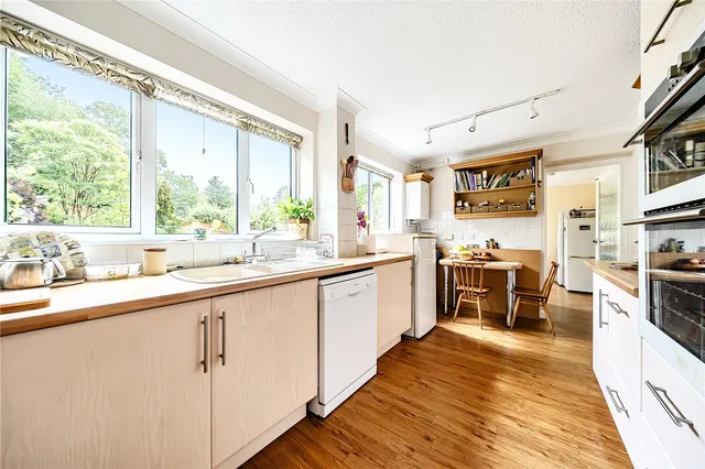 Photo 2 — Trefoil Close, Hartley Wintney, Hook, Hampshire, RG27 8TS