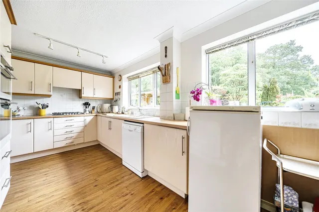 Photo 3 — Trefoil Close, Hartley Wintney, Hook, Hampshire, RG27 8TS
