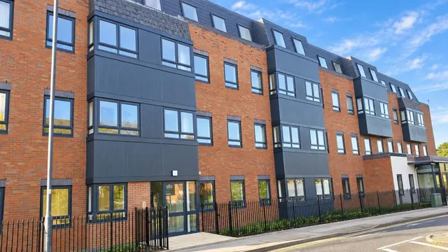 Marsh Road, Pinner, HA5, photo 1